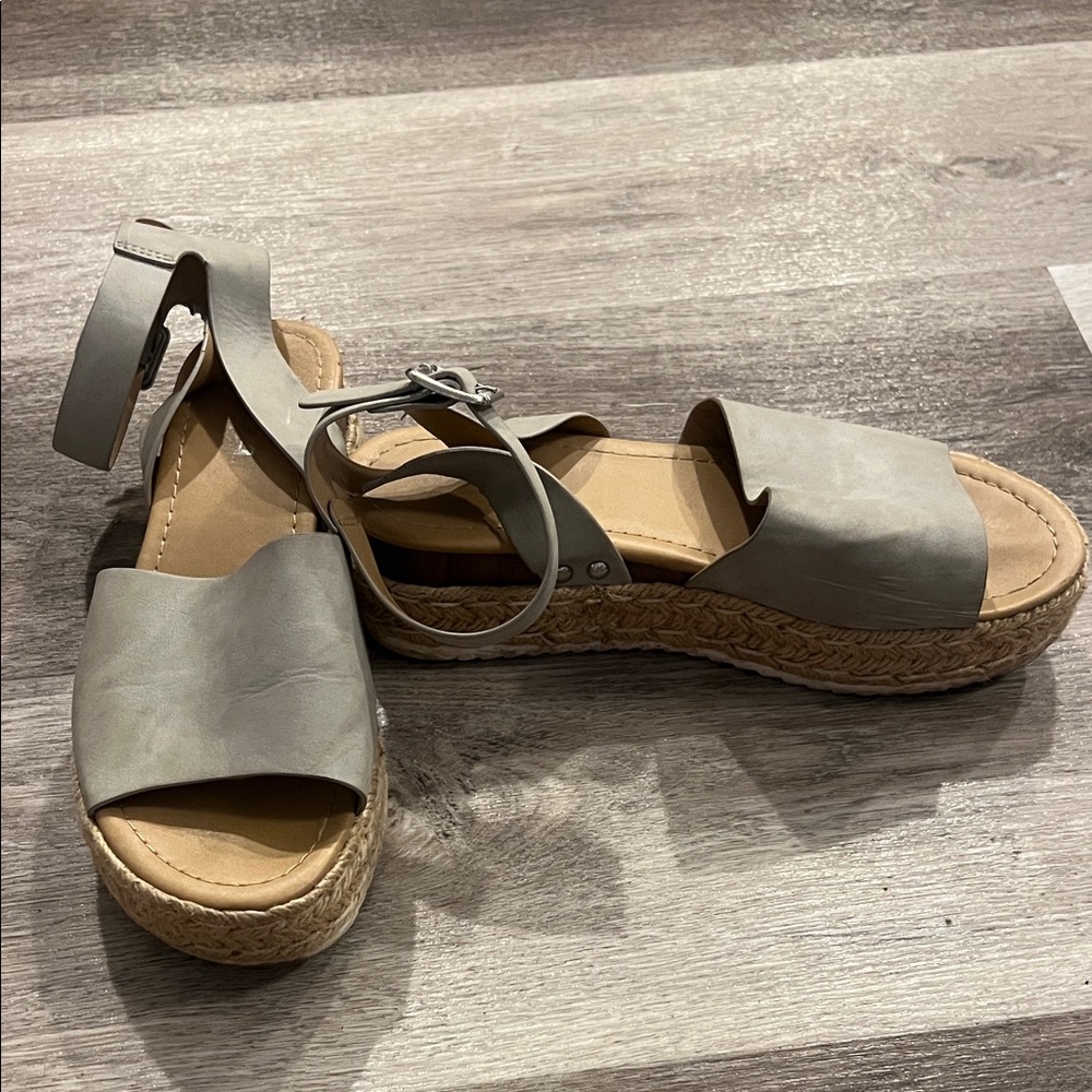 Soda Gray Espadrille Sandals